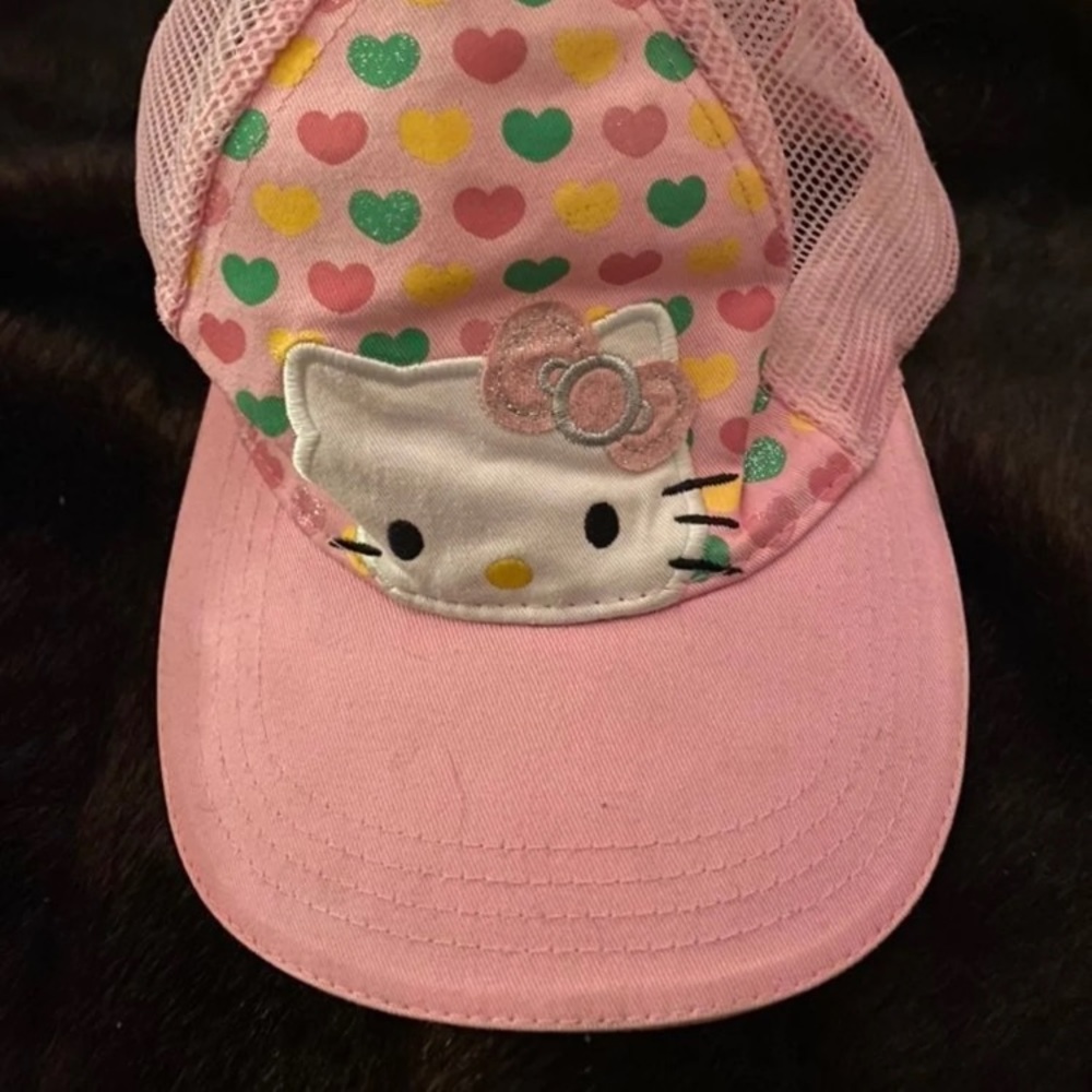 Hello Kitty hat